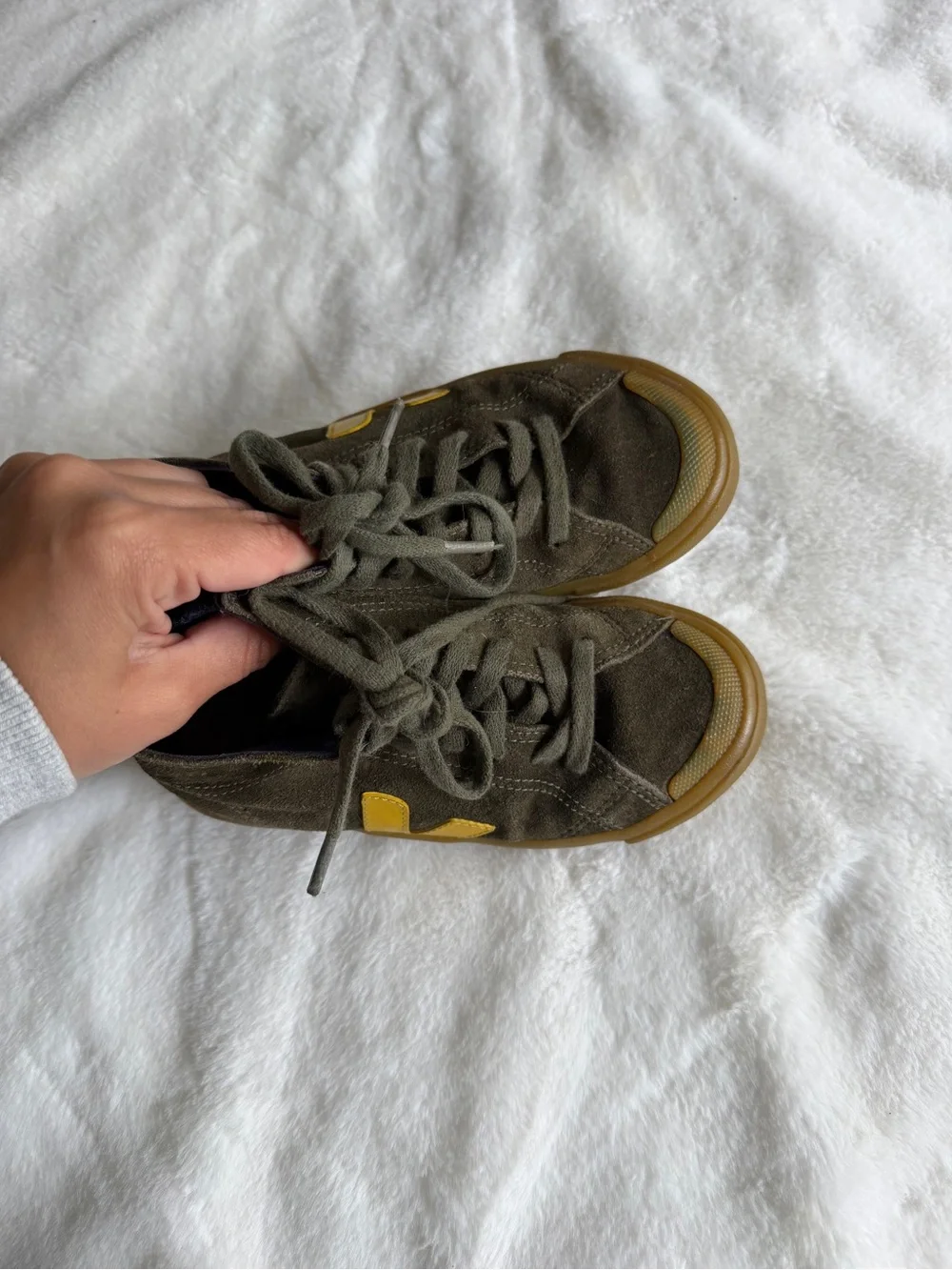 Veja Boy’s Sneakers Size 13.5